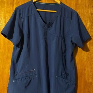 Women’s scrub top